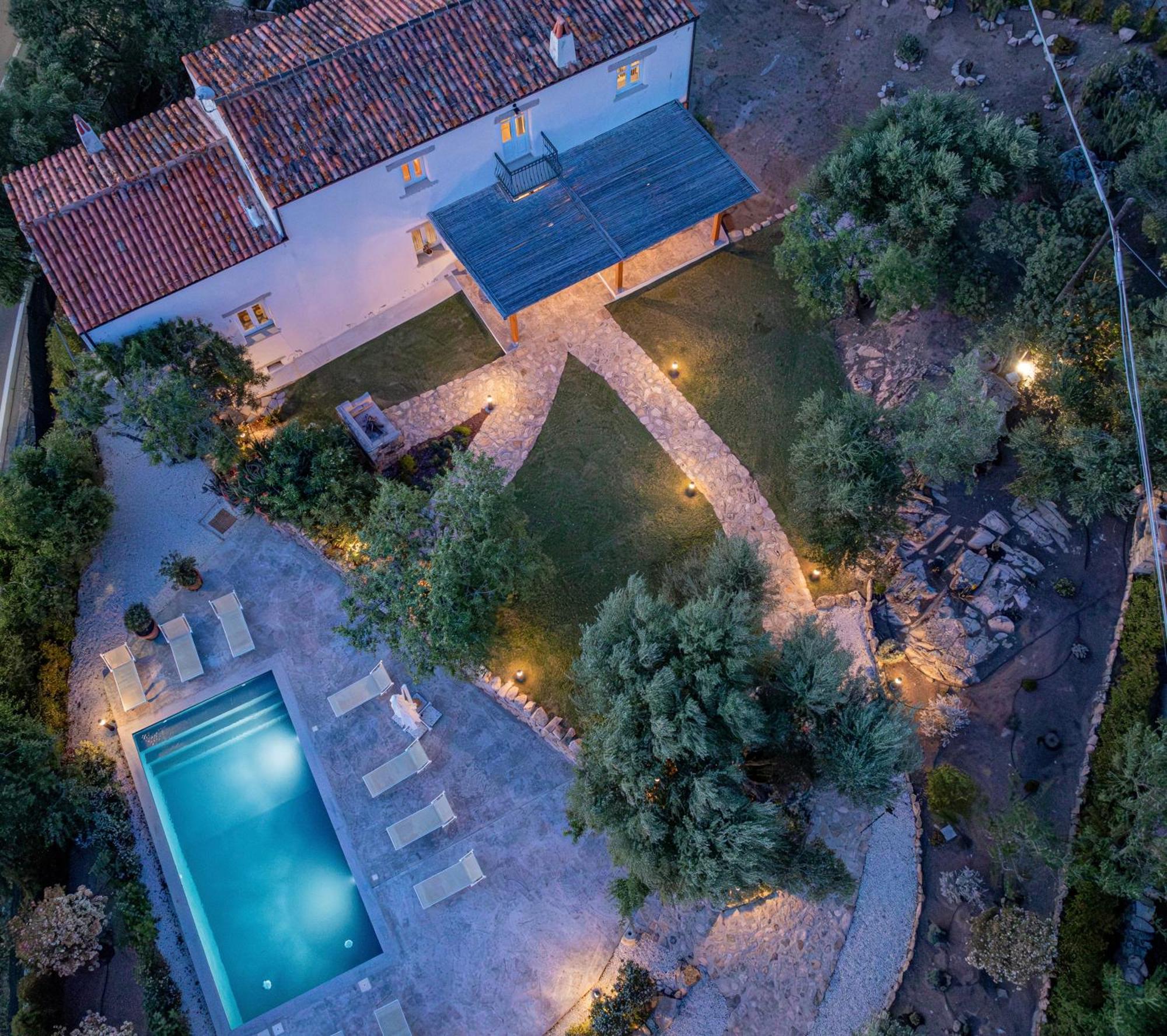 Villa Aromata Trudda Exterior photo